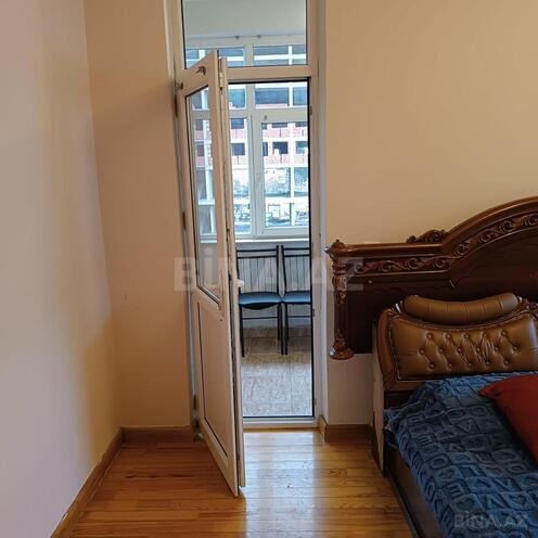 Продаётся 3-комн. новостройка 122 м², м. Нефтчиляр, photo 3 from 12