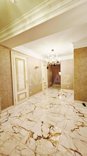 Satılır 4 otaqlı yeni tikili 236 m², 28 May m., photo 3 from 15