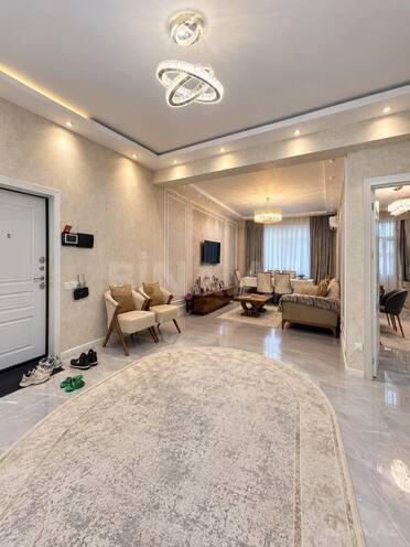 Продаётся 3-комн. новостройка 110 м², м. Ахмедлы, photo 1 from 14