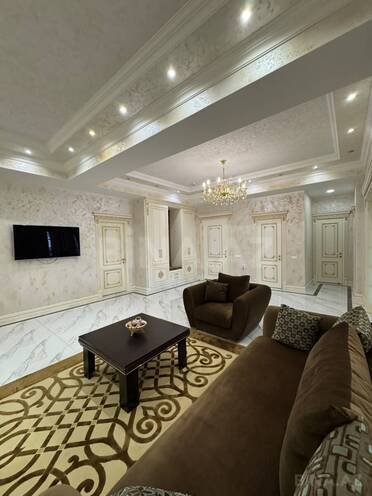 Продаётся 4-комн. новостройка 207 м², м. Элмляр Академиясы, photo 15 from 32
