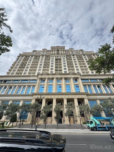 Продаётся 4-комн. новостройка 207 м², м. Элмляр Академиясы, photo 3 from 32