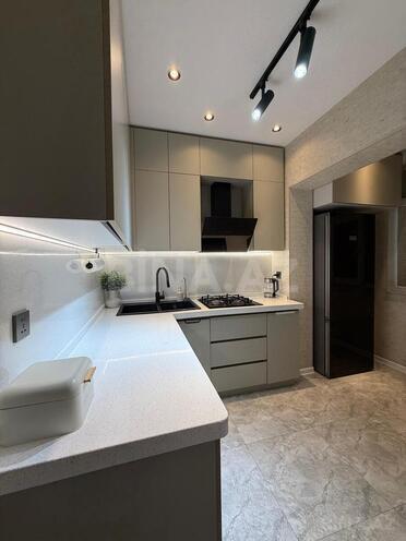 Продаётся 4-комн. вторичка 100 м², м. Ази Асланов, photo 20 from 26