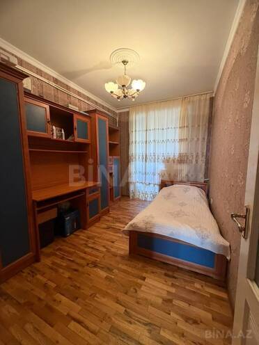 Продаётся 3-комн. вторичка 65 м², м. Ази Асланов, photo 8 from 18
