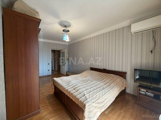 Продаётся 3-комн. вторичка 65 м², м. Ази Асланов, photo 7 from 18