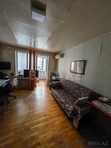 Продаётся 1-комн. вторичка 35 м², м. Элмляр Академиясы, photo 1 from 15