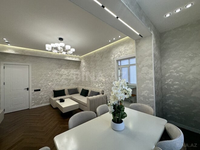 Satılır 2 otaqlı köhnə tikili 61 m², Əhmədli m., photo 3 from 14