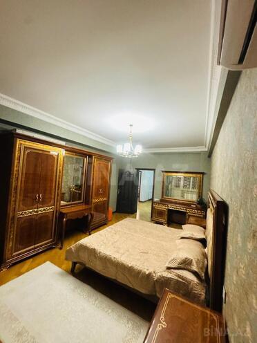 İcarəyə verilir 3 otaqlı yeni tikili 135 m², Səbail r., photo 10 from 18