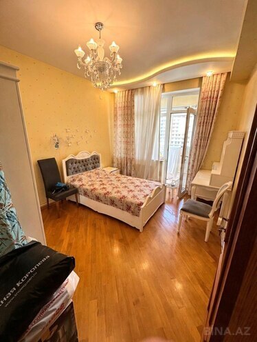 Сдаётся 3-комн. новостройка 110 м², м. 8 ноября, photo 6 from 12