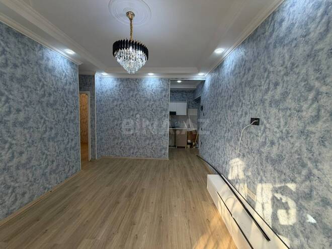 Satılır 3 otaqlı köhnə tikili 50 m², Qara Qarayev m., photo 1 from 11