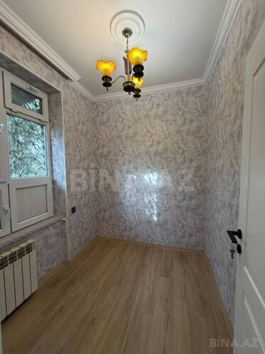 Satılır 3 otaqlı köhnə tikili 50 m², Qara Qarayev m., photo 4 from 11