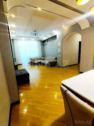 Сдаётся 3-комн. новостройка 130 м², м. Ази Асланов, photo 3 from 12