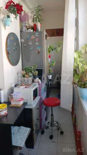 Продаётся 2-комн. вторичка 60 м², м. Кара Караев, photo 9 from 12