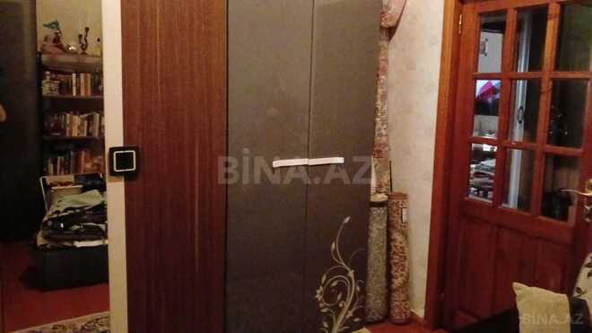 Продаётся 2-комн. вторичка 60 м², м. Кара Караев, photo 4 from 12