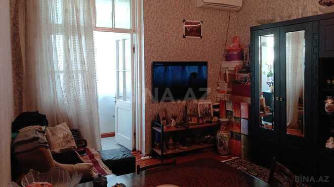 Продаётся 2-комн. вторичка 60 м², м. Кара Караев, photo 3 from 12