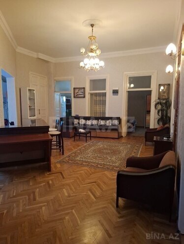 İcarəyə verilir 3 otaqlı köhnə tikili 130 m², Sahil m., photo 4 from 16