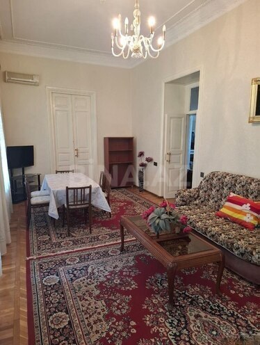İcarəyə verilir 3 otaqlı köhnə tikili 130 m², Sahil m., photo 13 from 16