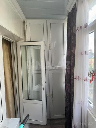 Satılır 4 otaqlı köhnə tikili 110 m², İnşaatçılar m., photo 19 from 32