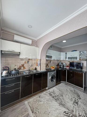 Satılır 4 otaqlı köhnə tikili 110 m², İnşaatçılar m., photo 15 from 32