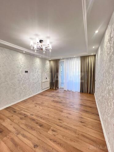 Продается 3-комн. вторичка 80 м², м. Кара Караев, photo 4 from 29