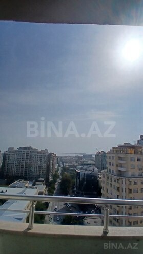 Satılır 4 otaqlı yeni tikili 217 m², 28 May m., photo 30 from 32