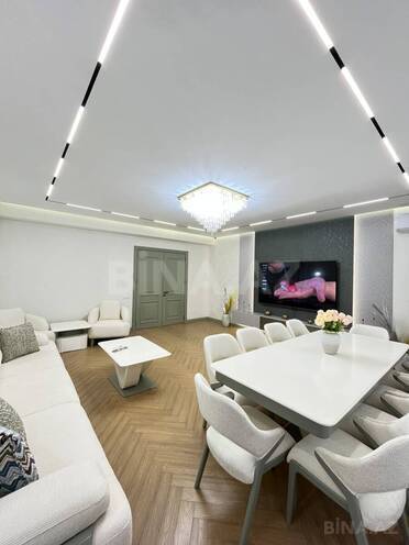 Satılır 4 otaqlı yeni tikili 186 m², 28 May m., photo 3 from 32