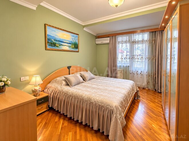 Сдается 2-комн. новостройка 120 м², м. Низами, photo 6 from 8