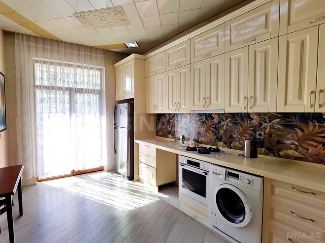 Сдается 3-комн. новостройка 150 м², Ясамальский р., photo 9 from 12