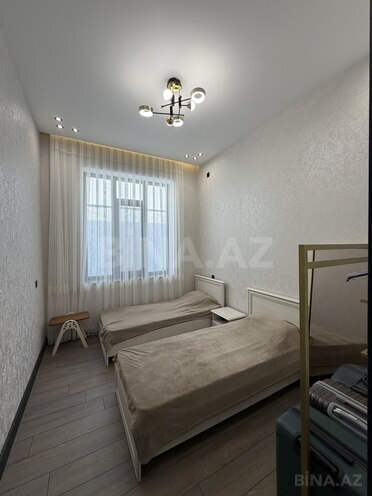 Satılır 4 otaqlı həyət evi/bağ evi 180 m², Şüvəlan q., photo 13 from 17
