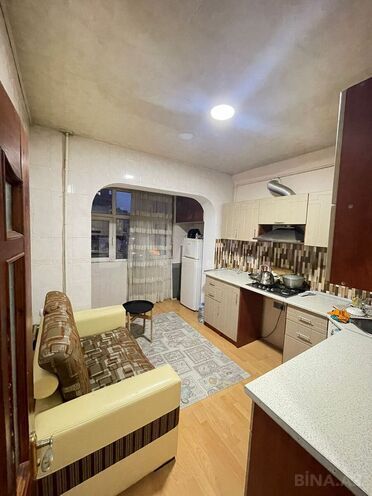 İcarəyə verilir 3 otaqlı köhnə tikili 75 m², Elmlər Akademiyası m., photo 8 from 12