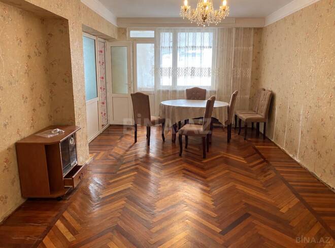 Продаётся 3-комн. вторичка 80 м², м. Ичеришехер, photo 1 from 7