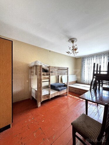 Продаётся 2-комн. вторичка 65 м², м. Ази Асланов, photo 1 from 12