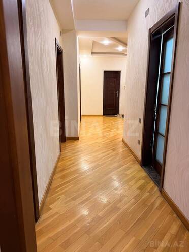 Сдается 3-комн. новостройка 140 м², м. Элмляр Академиясы, photo 7 from 11