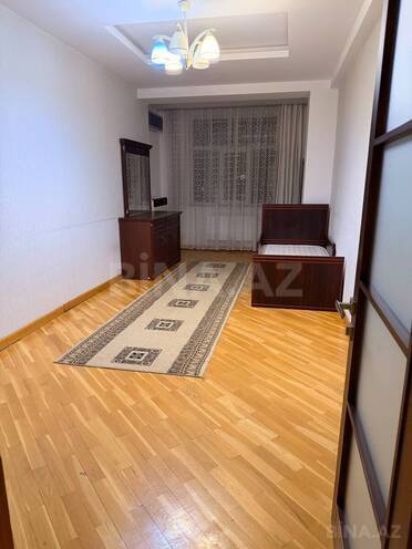 Сдается 3-комн. новостройка 140 м², м. Элмляр Академиясы, photo 5 from 11