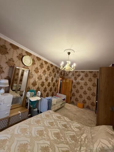 Продается 3-комн. вторичка 75 м², Хатаинский р., photo 13 from 24