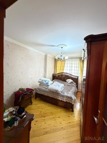 Продается 3-комн. вторичка 75 м², Хатаинский р., photo 4 from 28