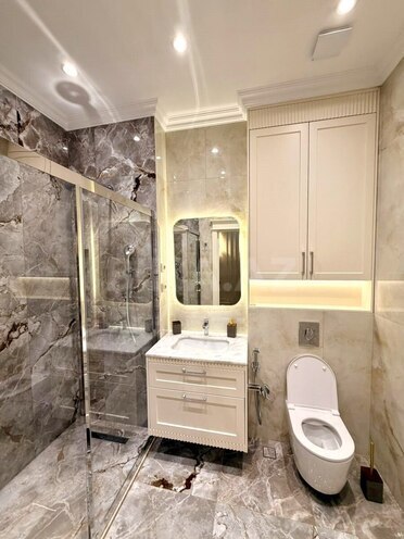İcarəyə verilir 4 otaqlı yeni tikili 235 m², 28 May m., photo 16 from 19