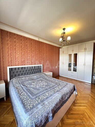 Satılır 3 otaqlı köhnə tikili 85 m², Xalqlar Dostluğu m., photo 9 from 15