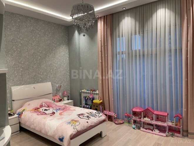 Satılır 4 otaqlı yeni tikili 187 m², 28 May m., photo 10 from 25