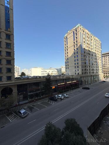 Продается 4-комн. новостройка 205 м², Насиминский  р., photo 8 from 23