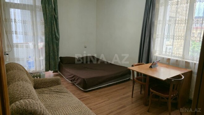 Satılır 1 otaqlı köhnə tikili 40 m², 28 May m., photo 4 from 9
