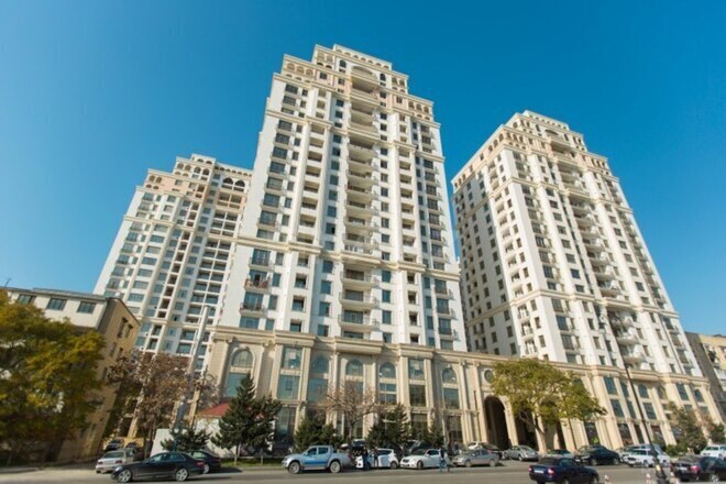 Сдаётся 2-комн. новостройка 100 м², м. Элмляр Академиясы, photo 1 from 8