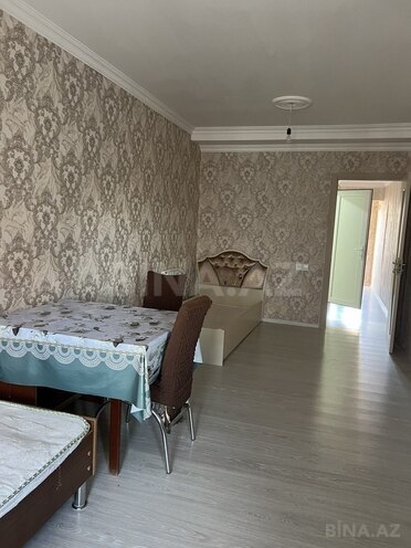 Сдаётся 1-комн. вторичка 50 м², м. Нефтчиляр, photo 1 from 14