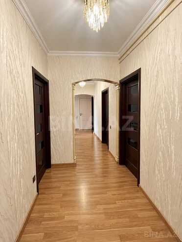 Satılır 5 otaqlı köhnə tikili 120 m², Bakıxanov q., photo 17 from 21