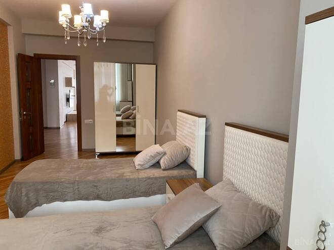 Сдаётся 4-комн. новостройка 180 м², м. Низами, photo 11 from 32