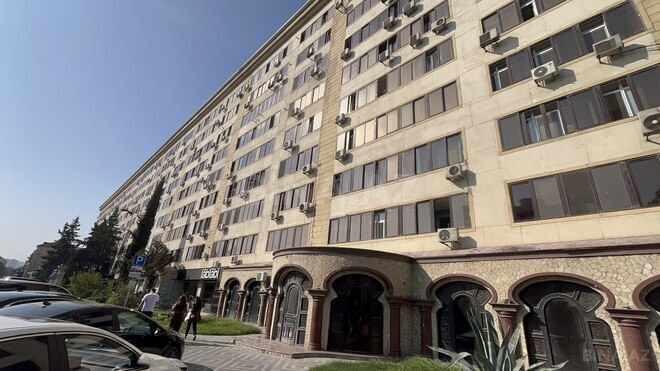 Satılır 2 otaqlı köhnə tikili 54 m², Gənclik m., photo 1 from 13