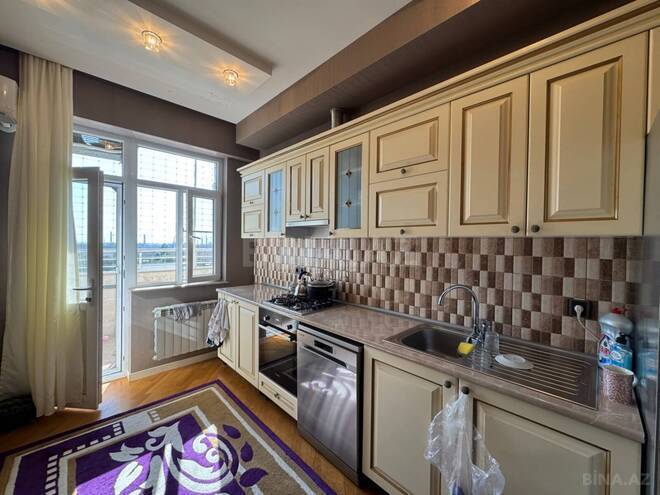 Продаётся 3-комн. новостройка 126 м², м. Кара Караев, photo 9 from 14