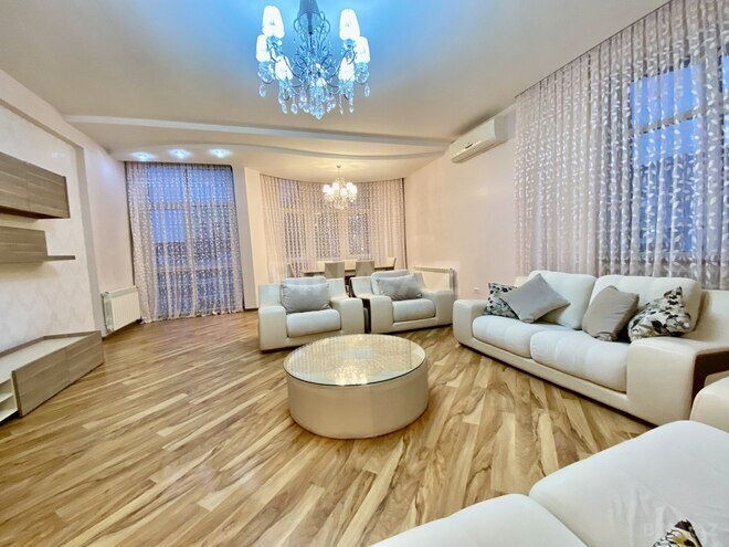 Сдаётся 4-комн. новостройка 180 м², м. Низами, photo 7 from 32