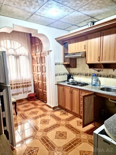 Сдаётся 3-комн. вторичка 80 м², м. Мемар Аджеми, photo 9 from 16