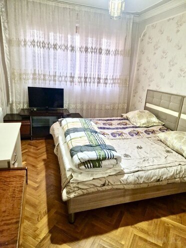 Сдаётся 3-комн. вторичка 80 м², м. Мемар Аджеми, photo 6 from 16