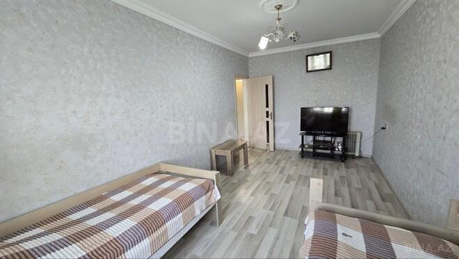 Продаётся 2-комн. вторичка 65 м², м. Ахмедлы, photo 3 from 13
